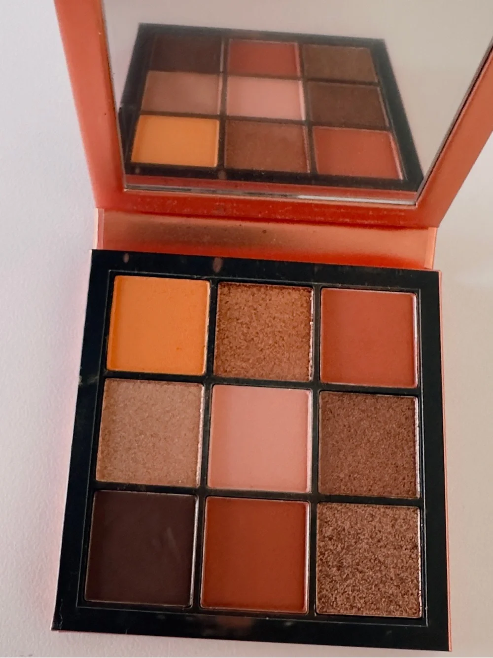 Huda Beauty Topaz Obsessions Eyeshadow Palette